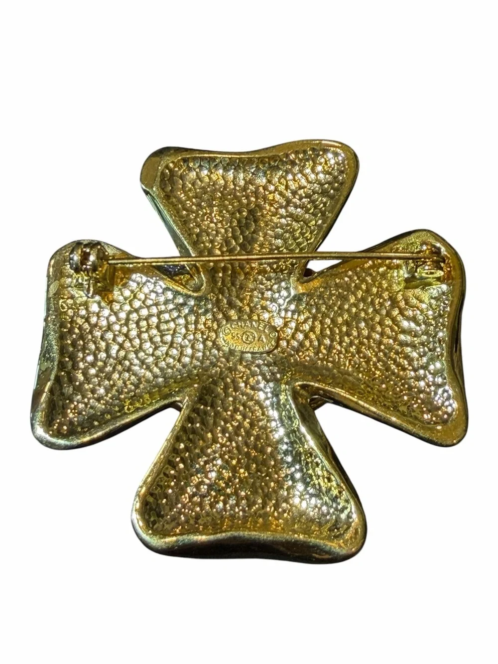 CHANEL Gold-Tone Cross Brooch with Interlocking CC